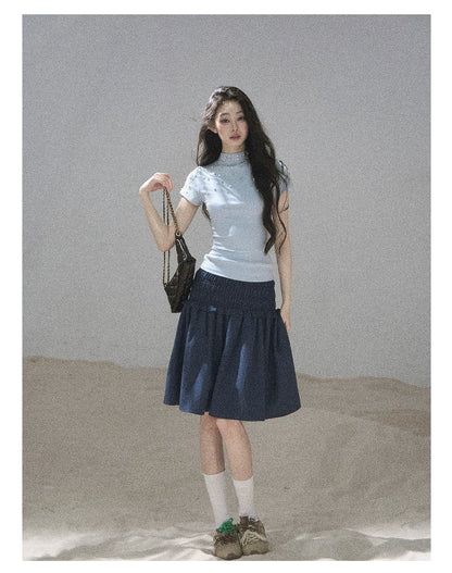 "Scattered Across the Milky Way" Pearl Beaded Knit T-Shirt (Haze Blue/ Sage Gray)