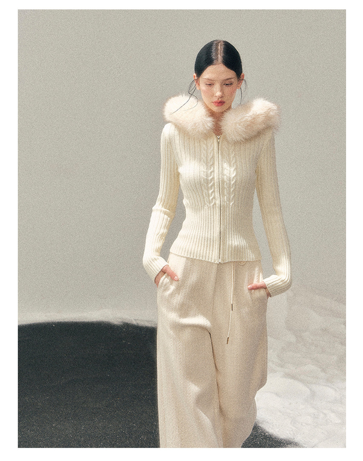 少也眼 “Sunset’s Soft Trace” Milk-Apricot Hooded Cable-Knit Zip-Up Jacket
