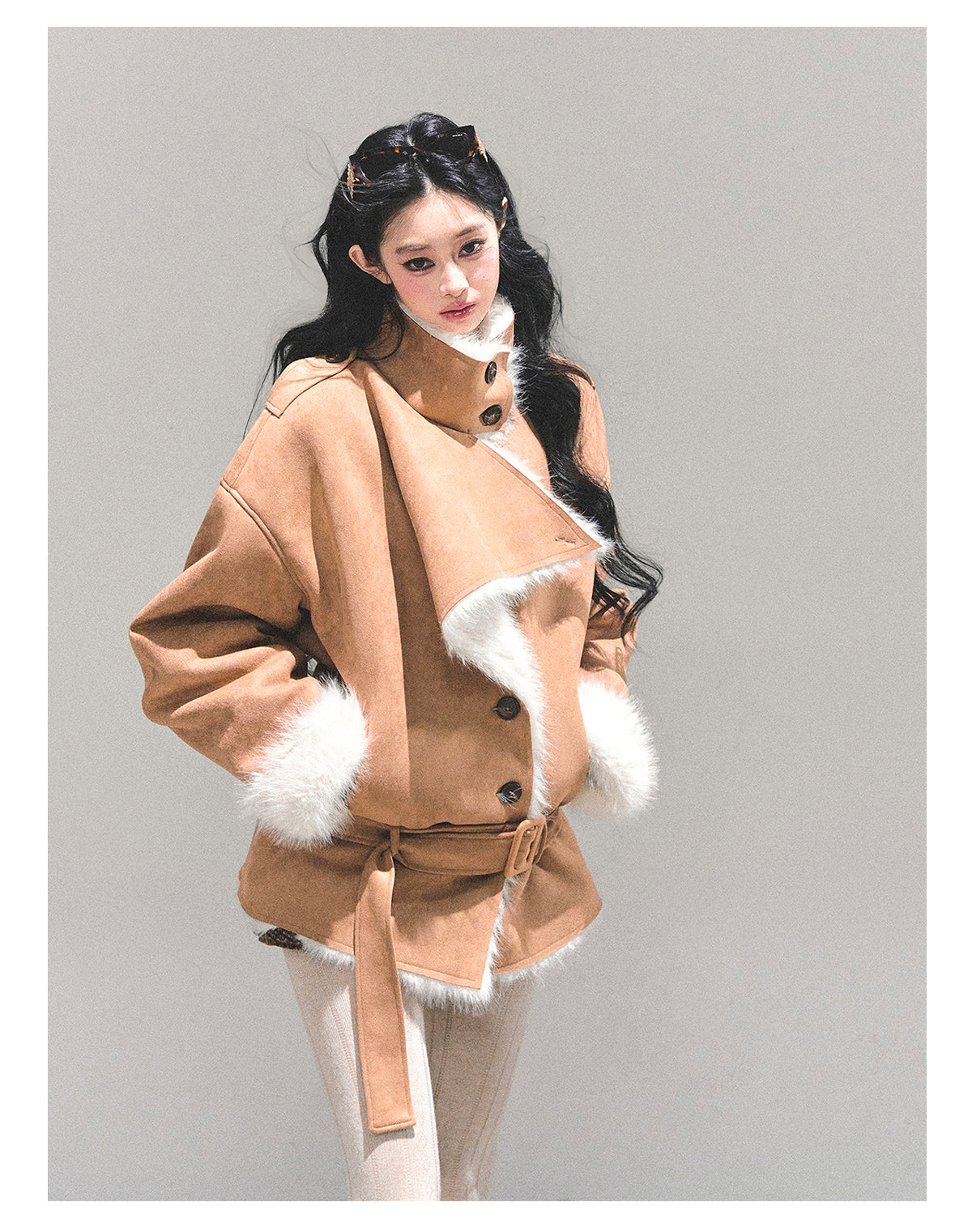 少也眼 "Monologue in the Snow" Suede Faux Shearling Jacket with Belt - Khaki 8746513