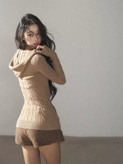 AOMALM - Oatmeal Hooded Deep V-Neck Cable Knit Top