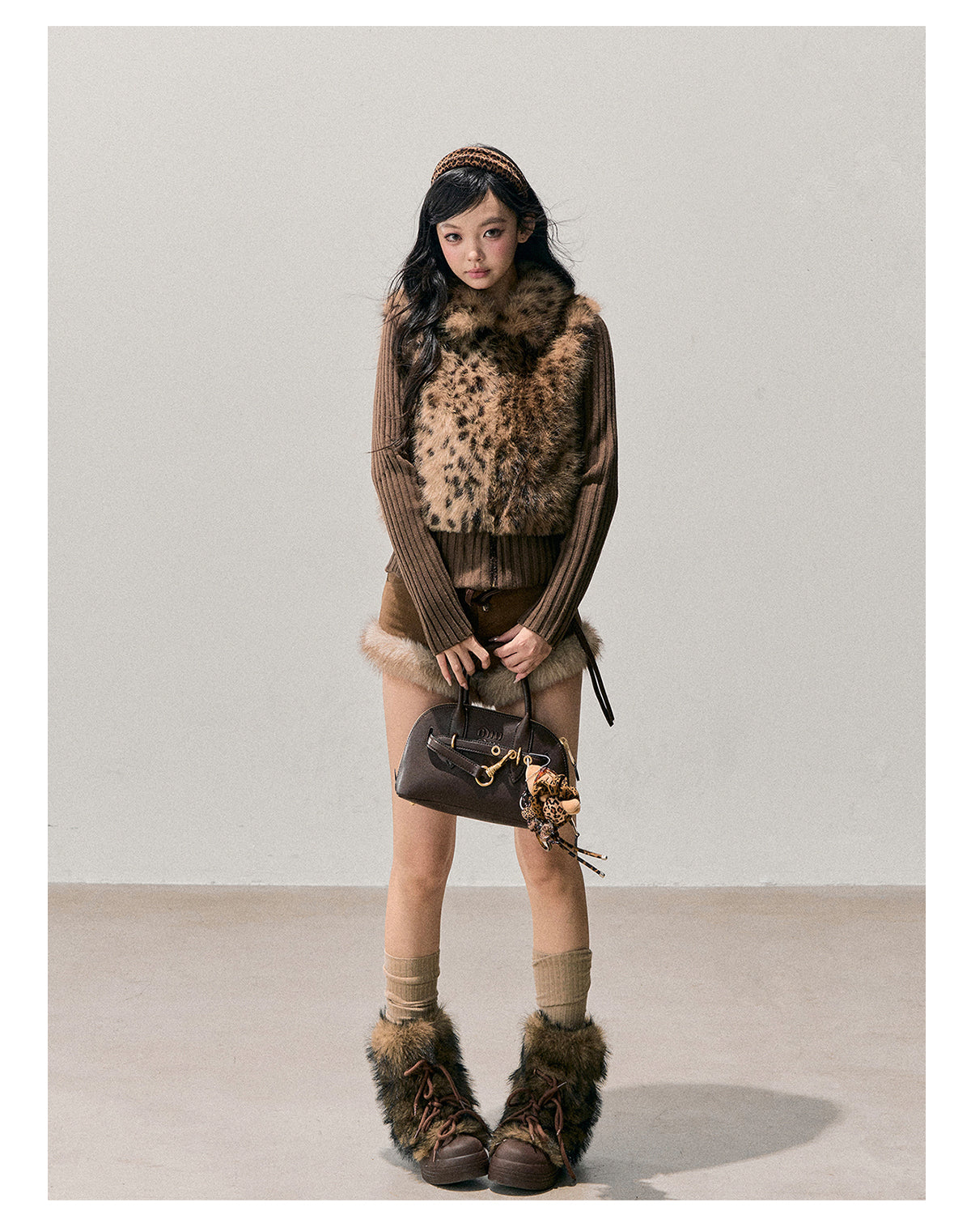 少也眼 "Soft Landing" Faux-Layered Leopard Fur Jacket 54136543