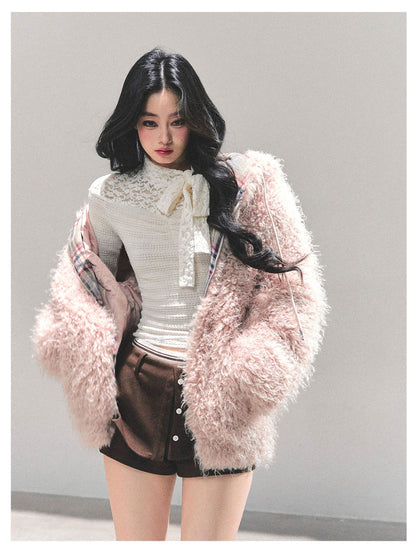 少也眼 "Echoes of a Dream" Pink Sherpa Hooded Jacket