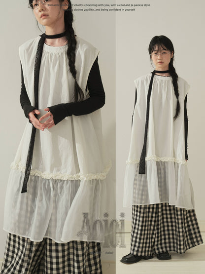 "Floating Veil" Mesh Panel Layering Maxi Dress (Black / White)