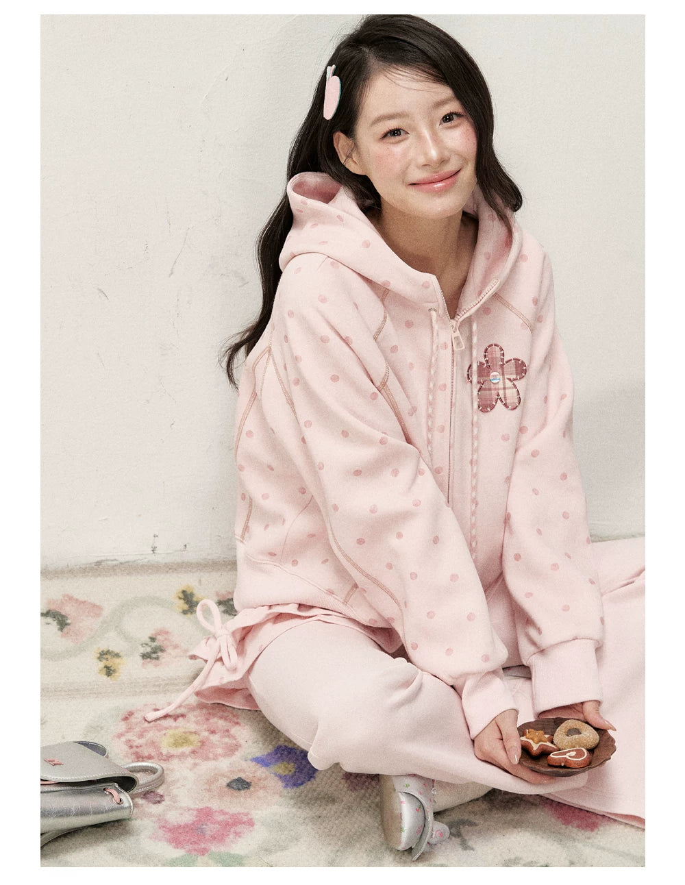 [RF] Polka Dot Hoodie and Pants Set with Zip Closure in Soft Pink