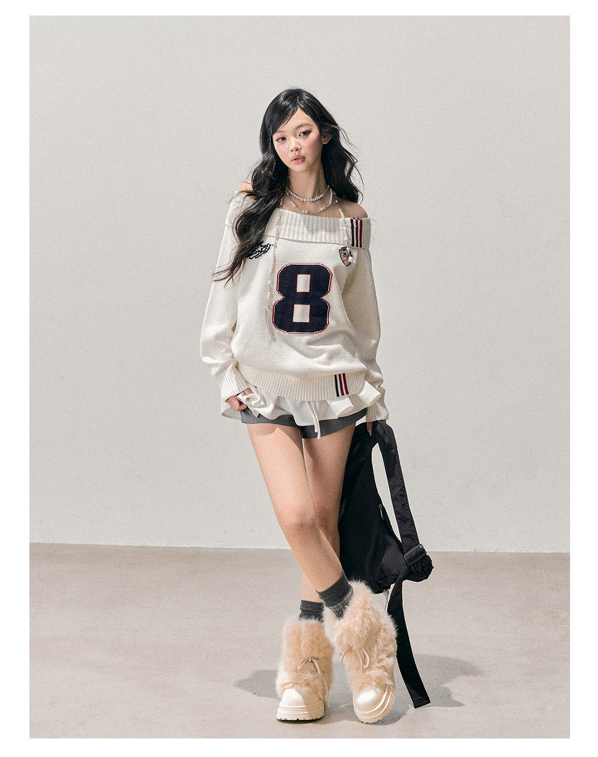 少也眼 “Frost-White Wallcorners” Off-Shoulder Knit Sweater