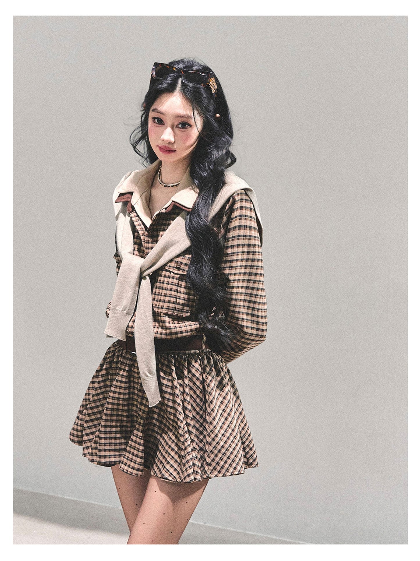 少也眼 “She Walked Through Yesterday" Coffee Layered Dress