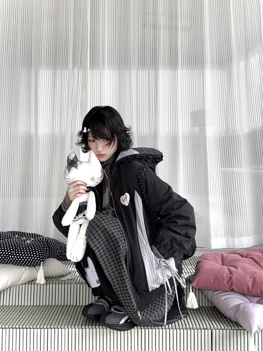 "Cold Air" Black Padded Jacket / Base Layer Top / Polka Dots Skirt / Sweatpants Set
