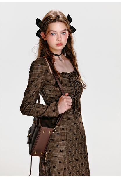 Bow Print Hip Fishtail Dress