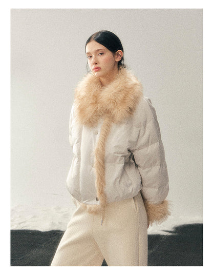 少也眼 “She Listens to the Snow’s Whisper” Pearl Matte White Fur-Collar Down Jacket