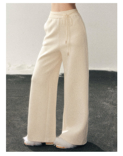 少也眼 "She Drifts Like a Cloud" Korean Minimal Knit Wide-Leg Pants - Milky Almond White