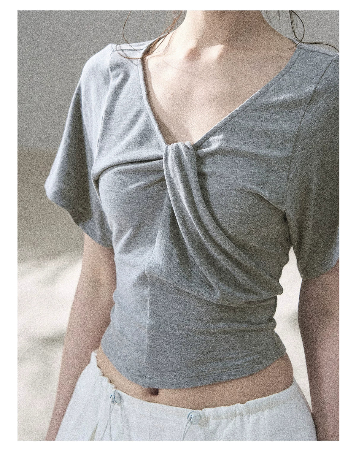 "Moonlight on Water" Twist-Front Cropped T-Shirt (Silver Mink Gray/ Mist Blue)