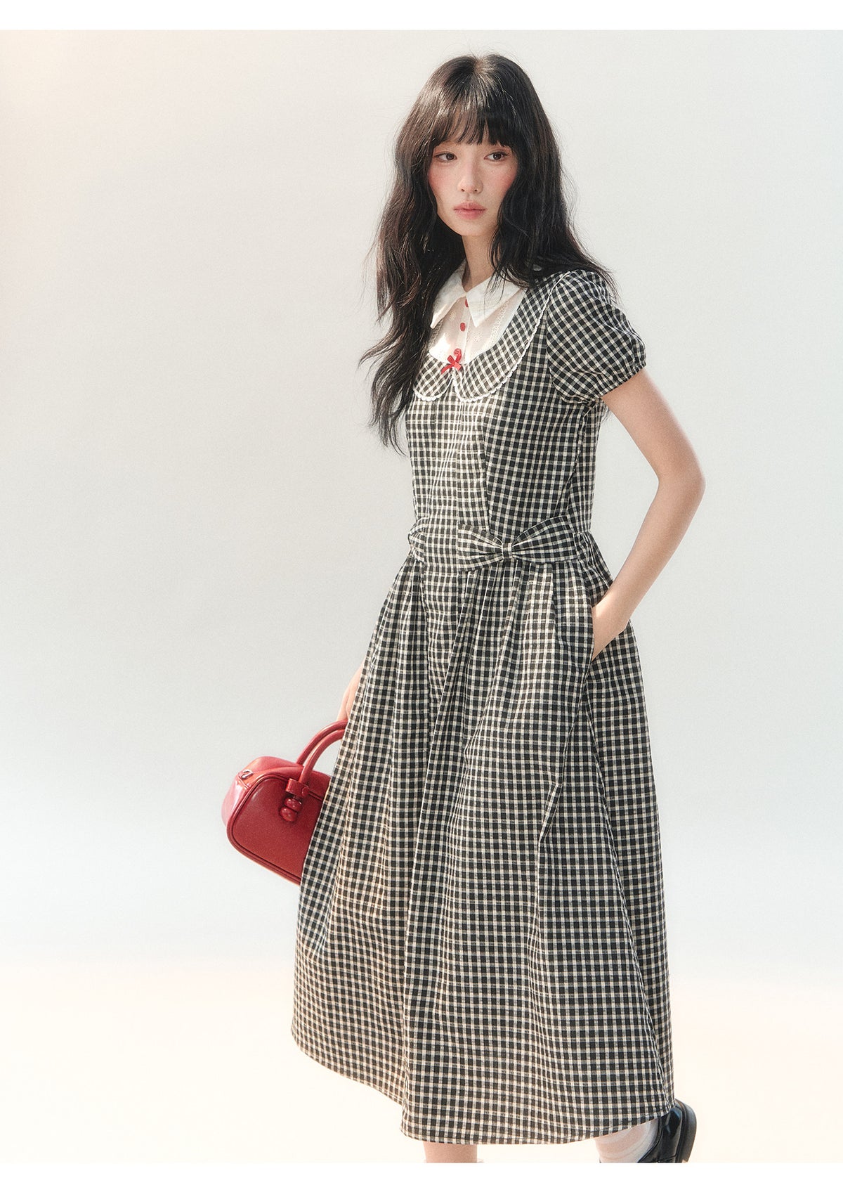 [CAN] "Black Cherry Check" Black Bow Doll Collar Dress