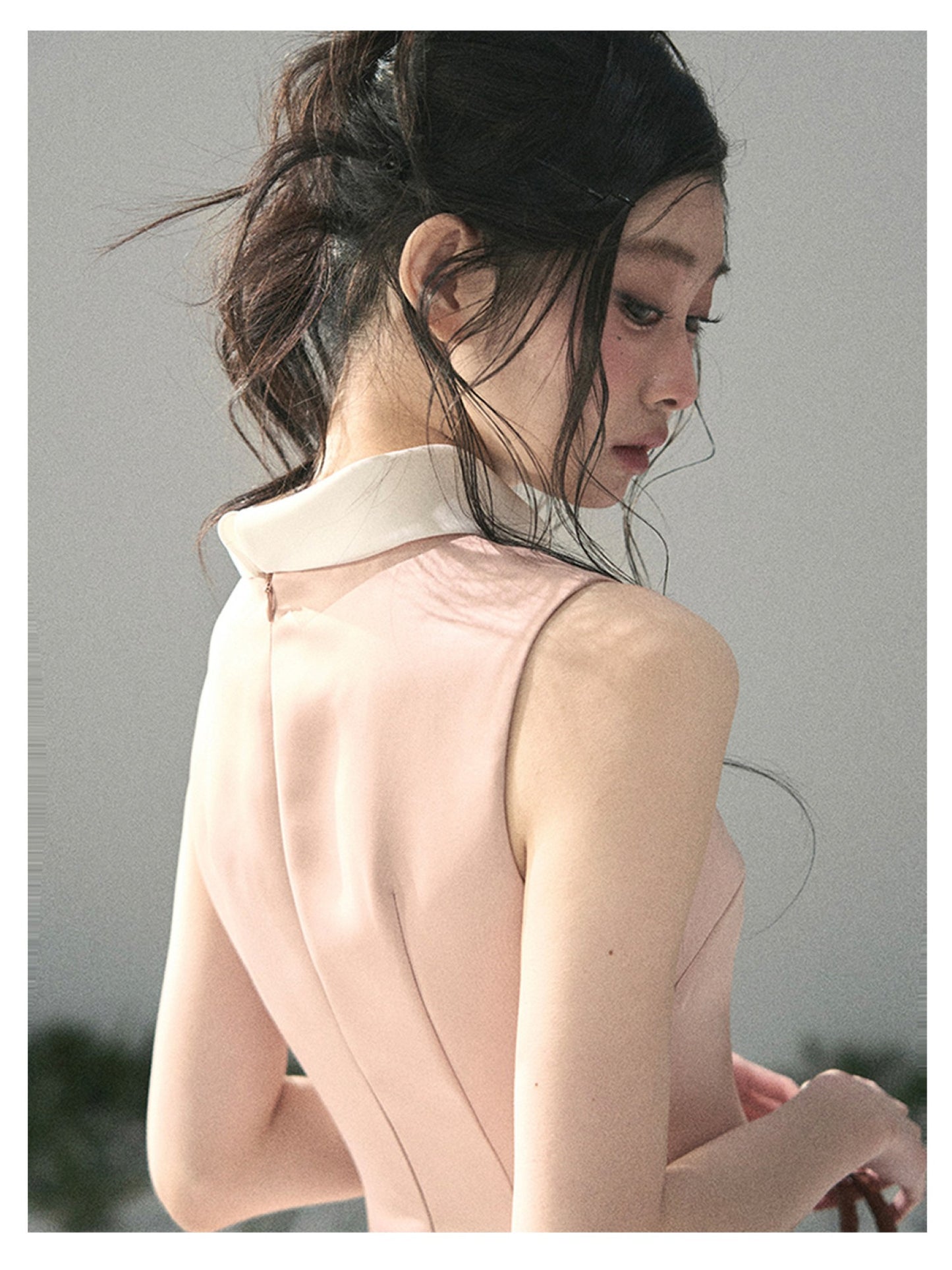 少也眼 “Satin Poise” Coral Pink French A-Line Dress 145