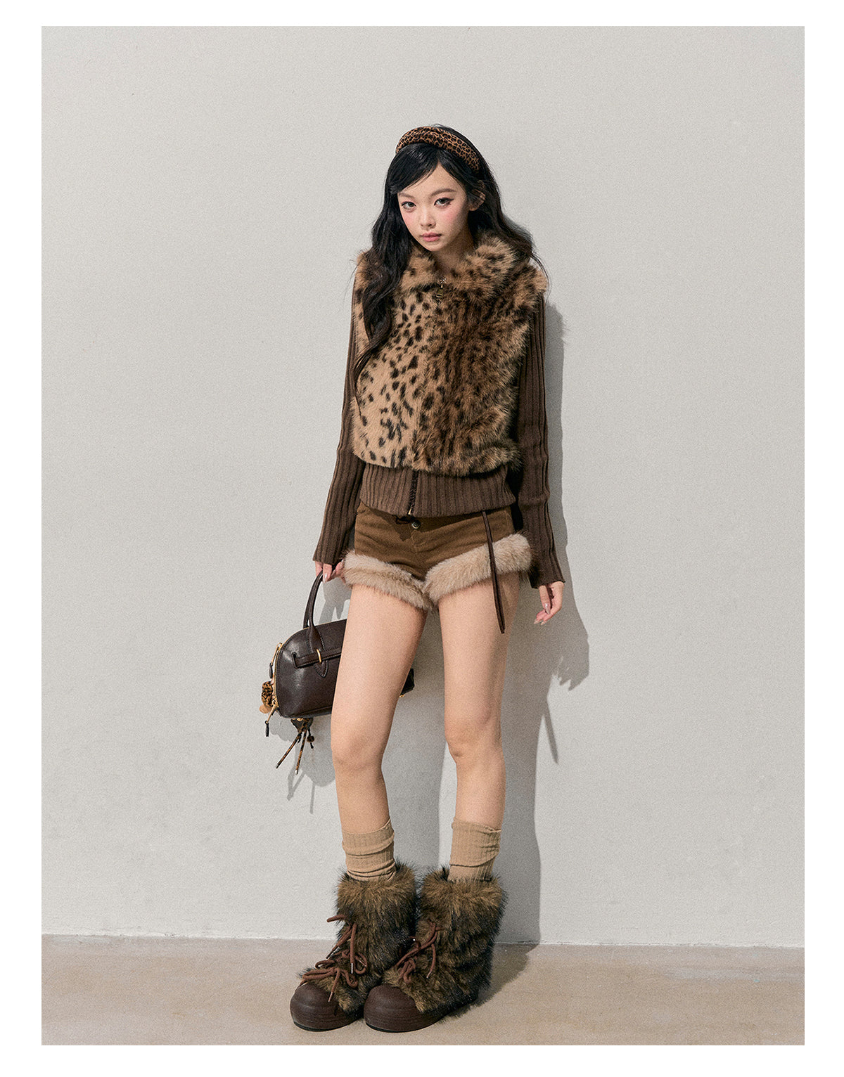 少也眼 "Soft Landing" Faux-Layered Leopard Fur Jacket 54136543