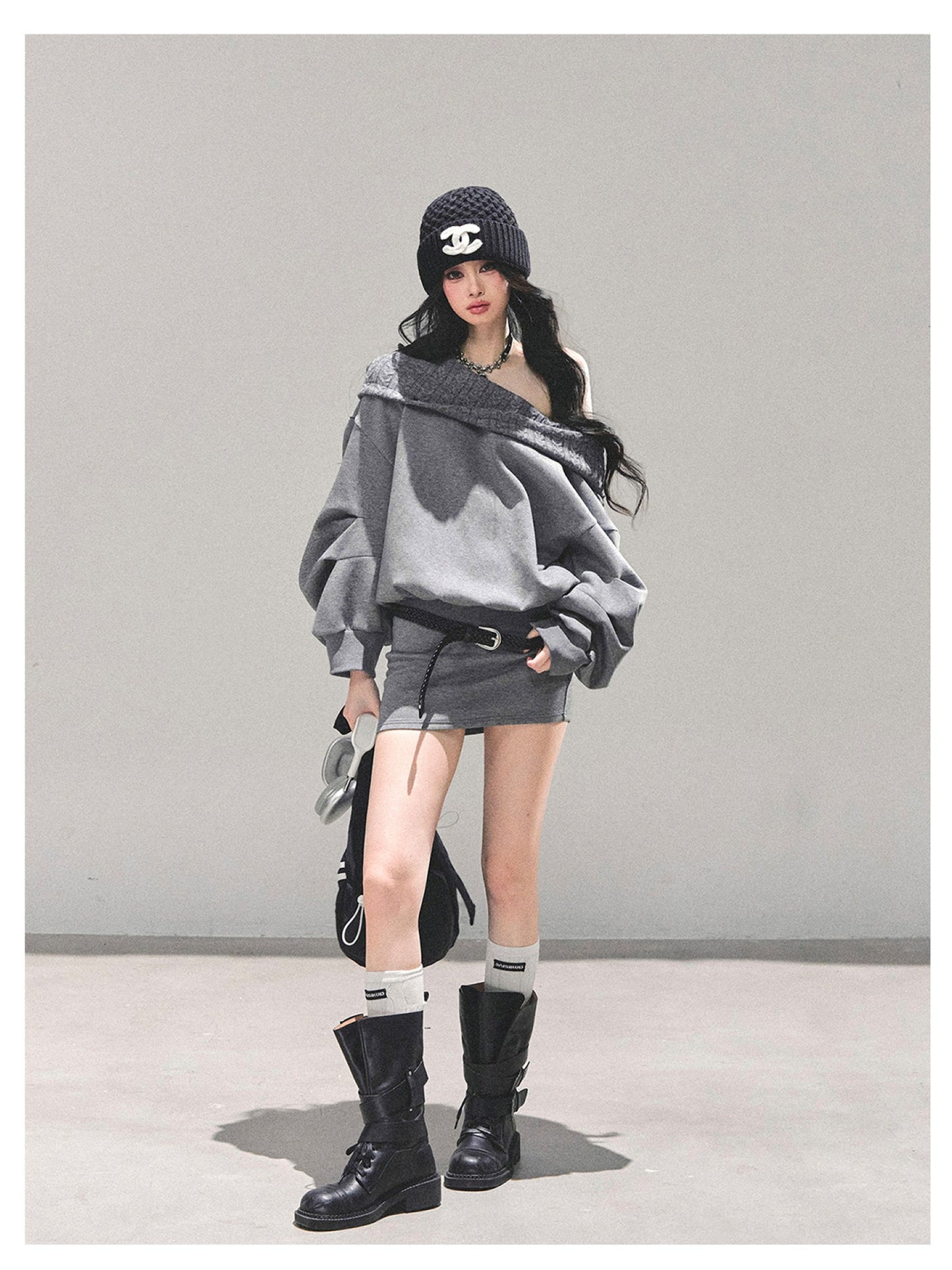 少也眼 "Silent Gravity" Off-Shoulder Oversized Sweatshirt (with Belt)