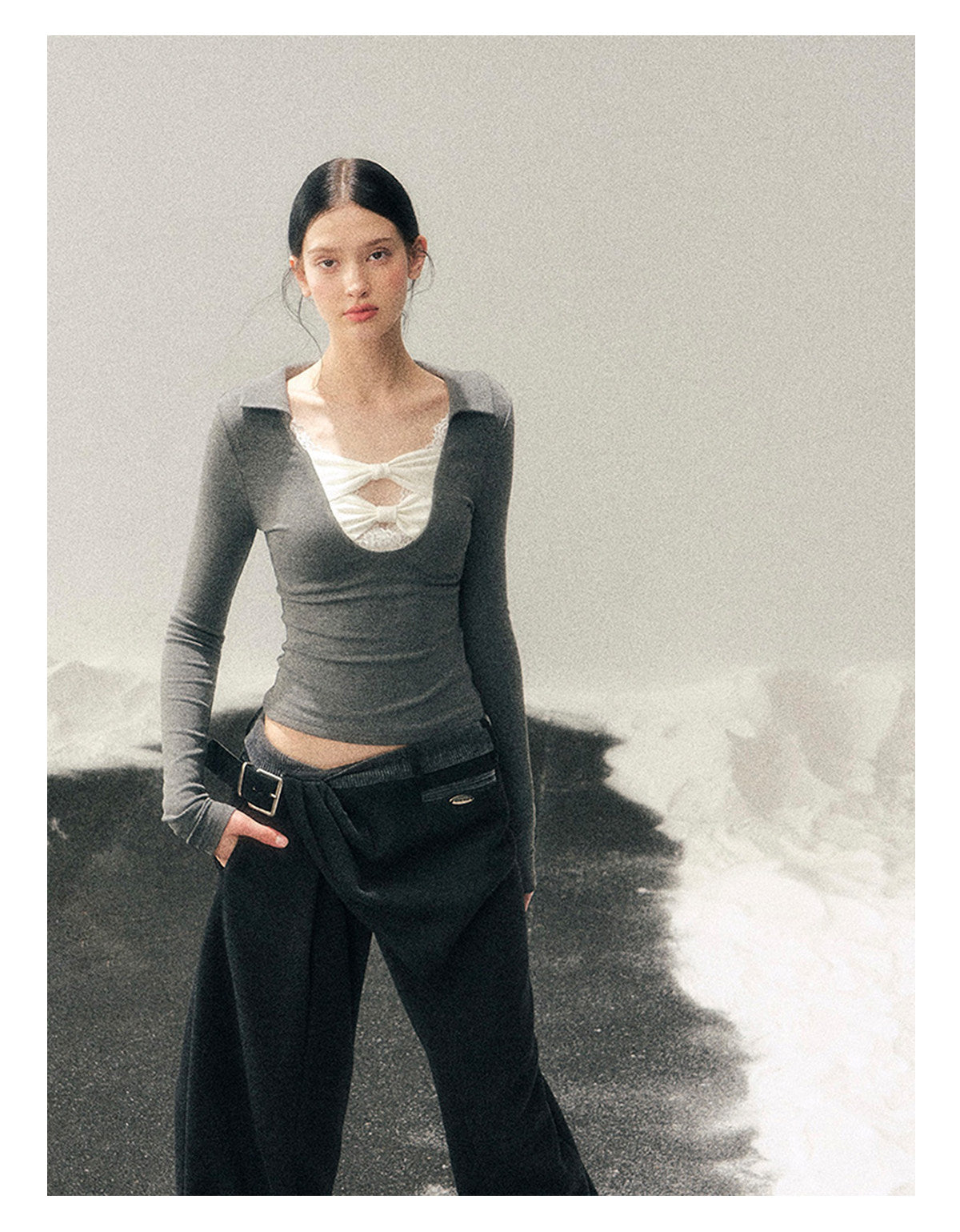 少也眼 “Silent Afterecho” Bow-Detail Top - Intellectual Gray