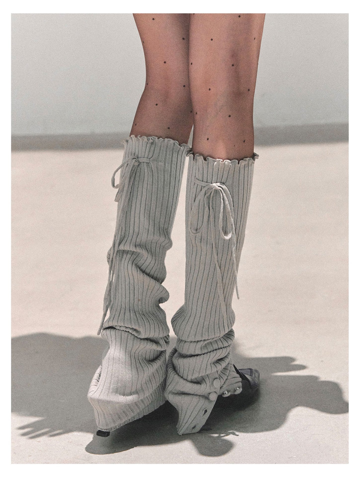 少也眼 “Whispered Warmth" Knit Winter Leg Warmers - Gray