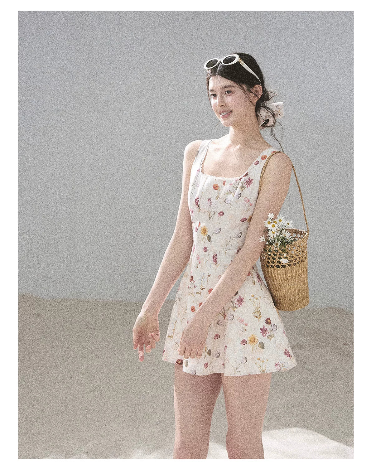 "Chamomile Summer" Dutch Cheese Floral Lace Pinafore Mini Dress 46345