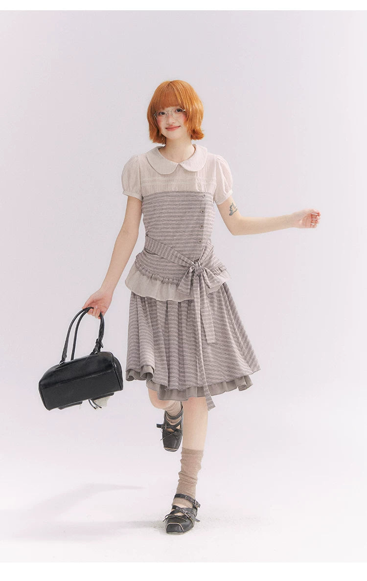 “Old Keepsake Letters” Frost Gray Doll Collar Lace Two-Piece Set