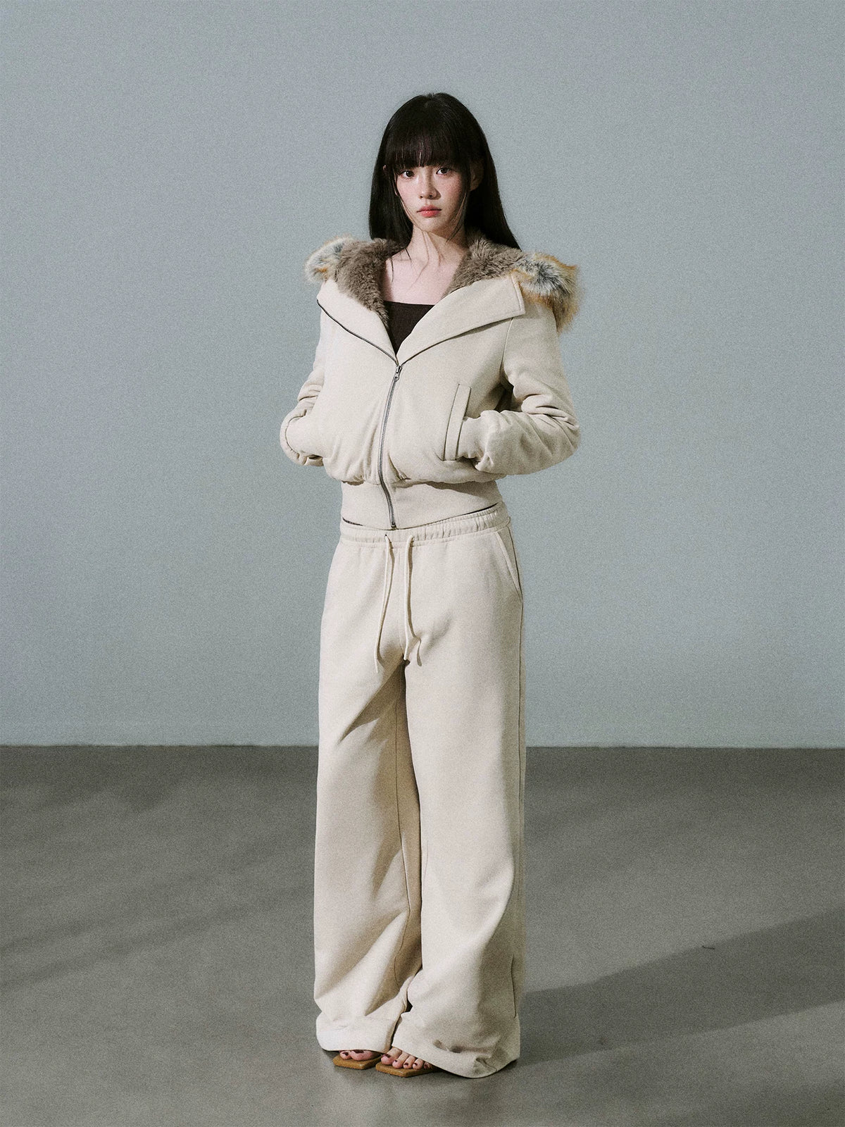 LOST FOREST - Milk Tea High-Waisted Fleece-Lined Sweatshirt Jacket