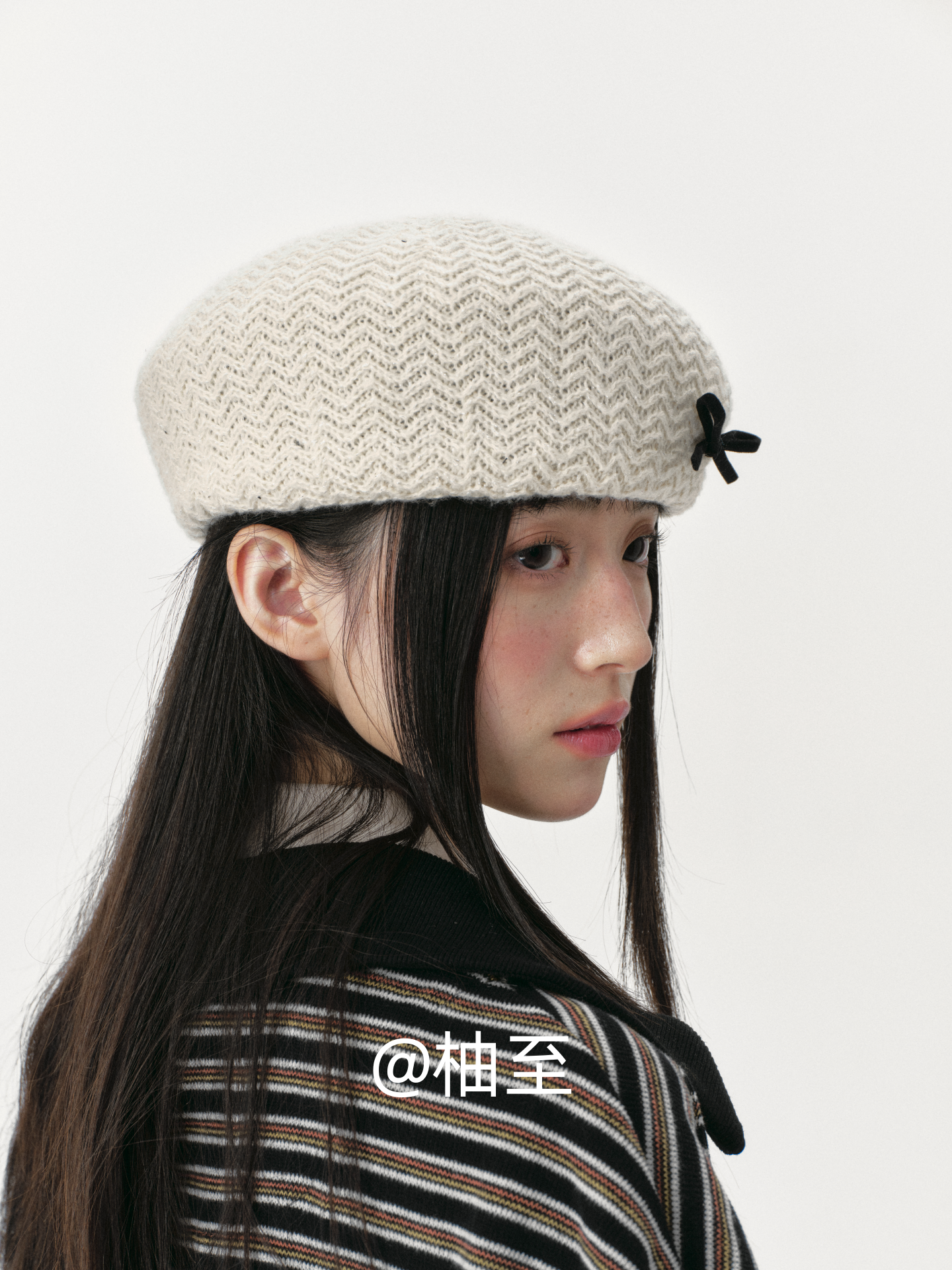 Ivory Cream Bow Knit Beret – Women's French Artist Hat
