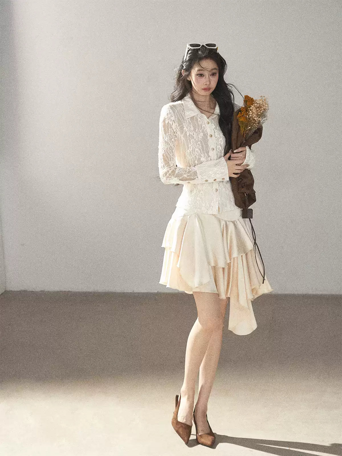 AOMALM - "Vine Texture" Dutch Cream French Lace Polo Collar Cutout Cropped Top
