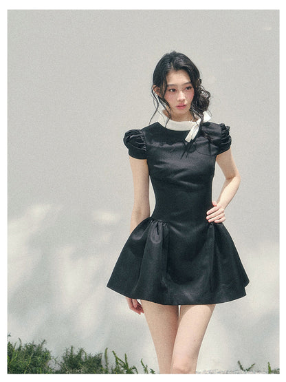 少也眼 “Satin Poise” Tranquil Black Puff Sleeve French A-Line Dress 145