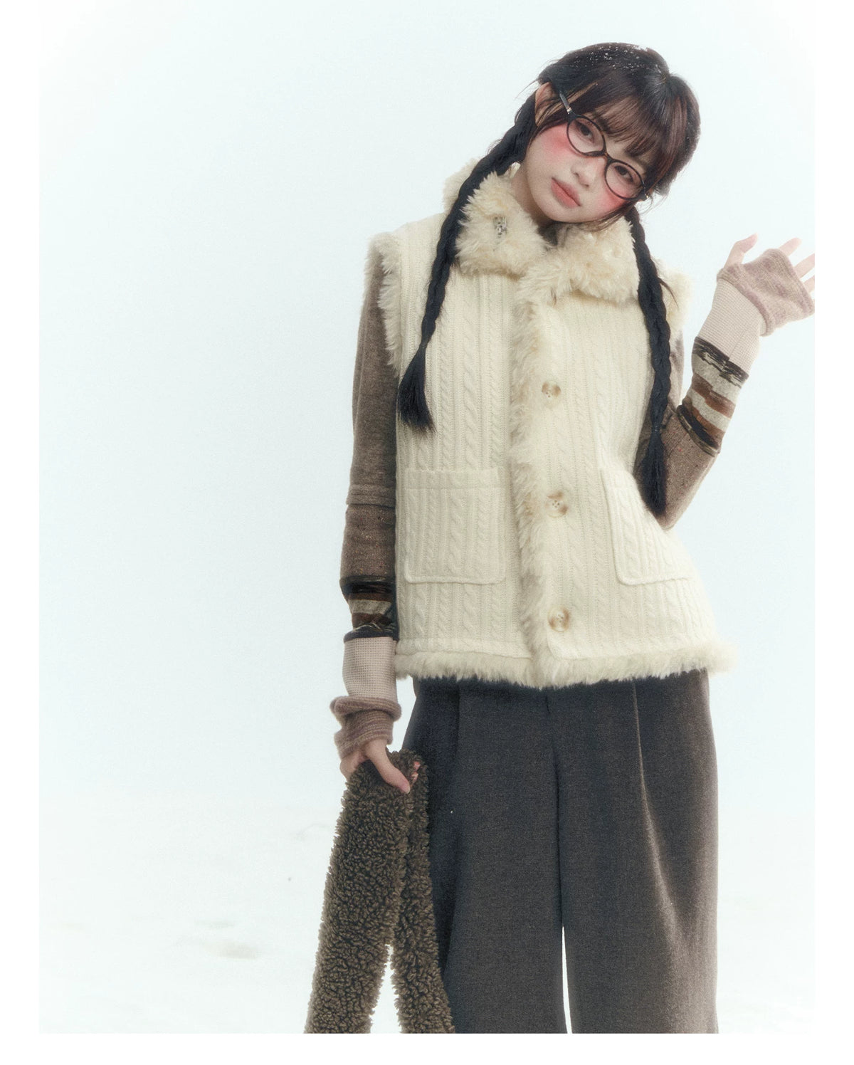 Horridale - Cream Beige Reversible Knit Vest with Detachable Bow