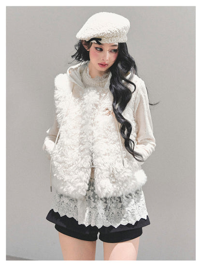少也眼 “The Weightless Snow" Faux Shearling Vest Jacket (with Removable Hood)