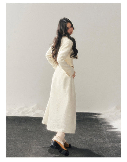 少也眼 "Before the Moon Falls" Bouclé Wool Tweed Set - White