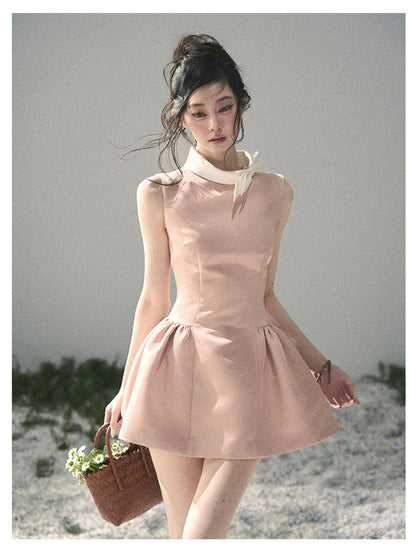 少也眼 “Satin Poise” Coral Pink French A-Line Dress 145