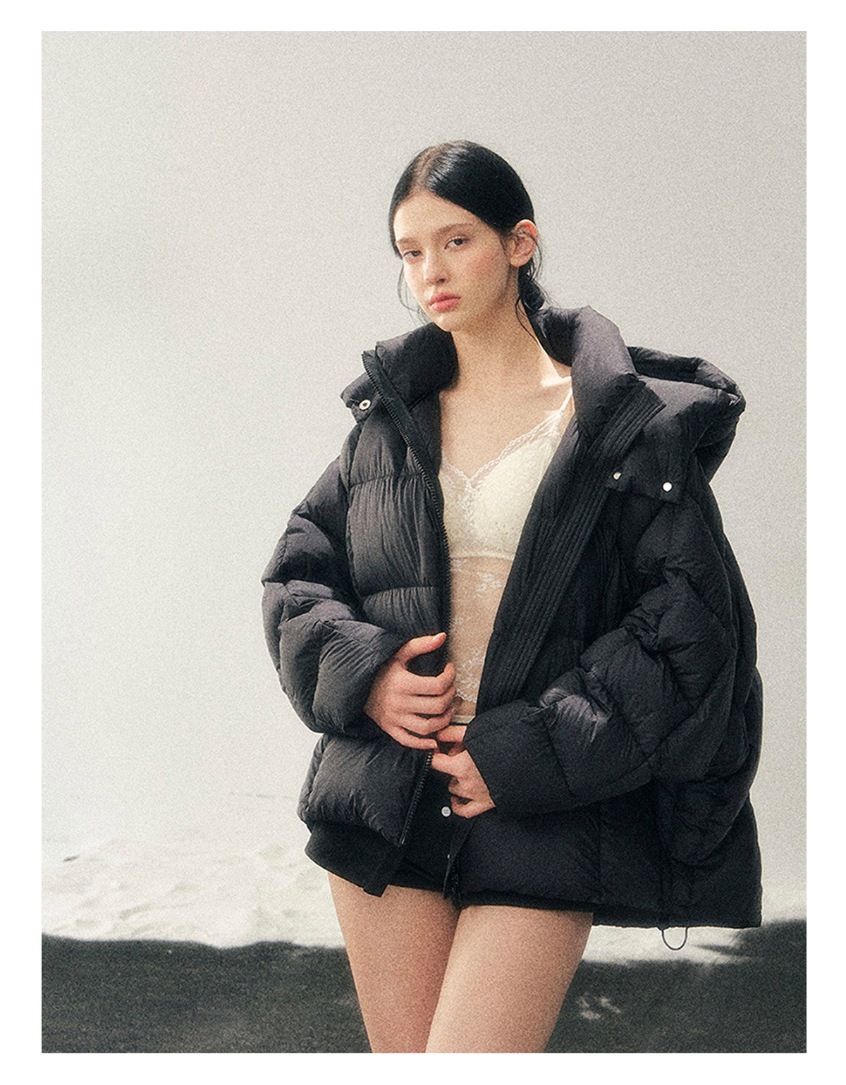 少也眼 "Thawing Snow Realm" Matte Nylon Down Puffer Jacket - Quiet Black