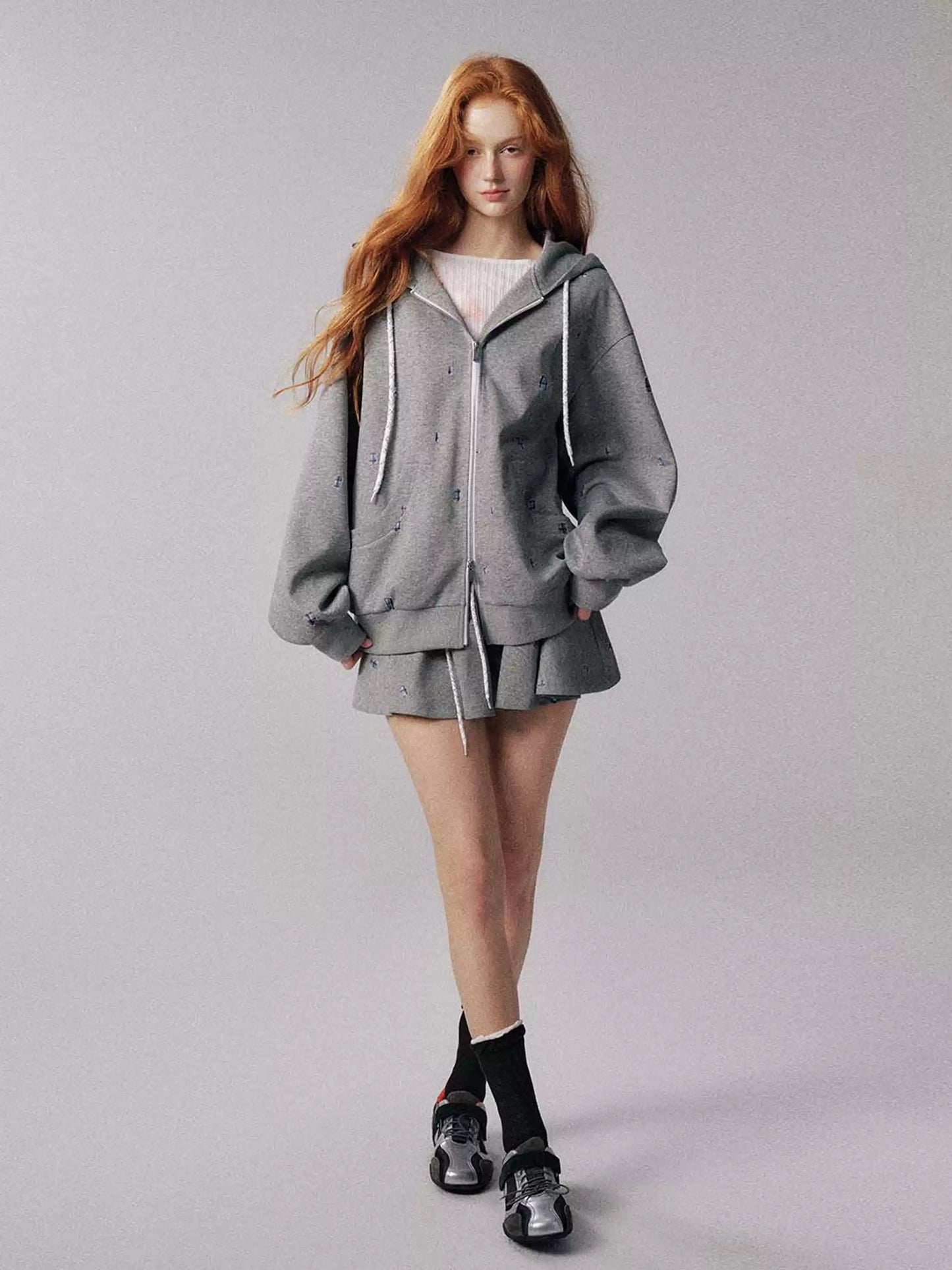 "心动符号" Gray-Blue Plaid 3-Piece MIU-Inspired Set – Hoodie, Pants & Puff Skort