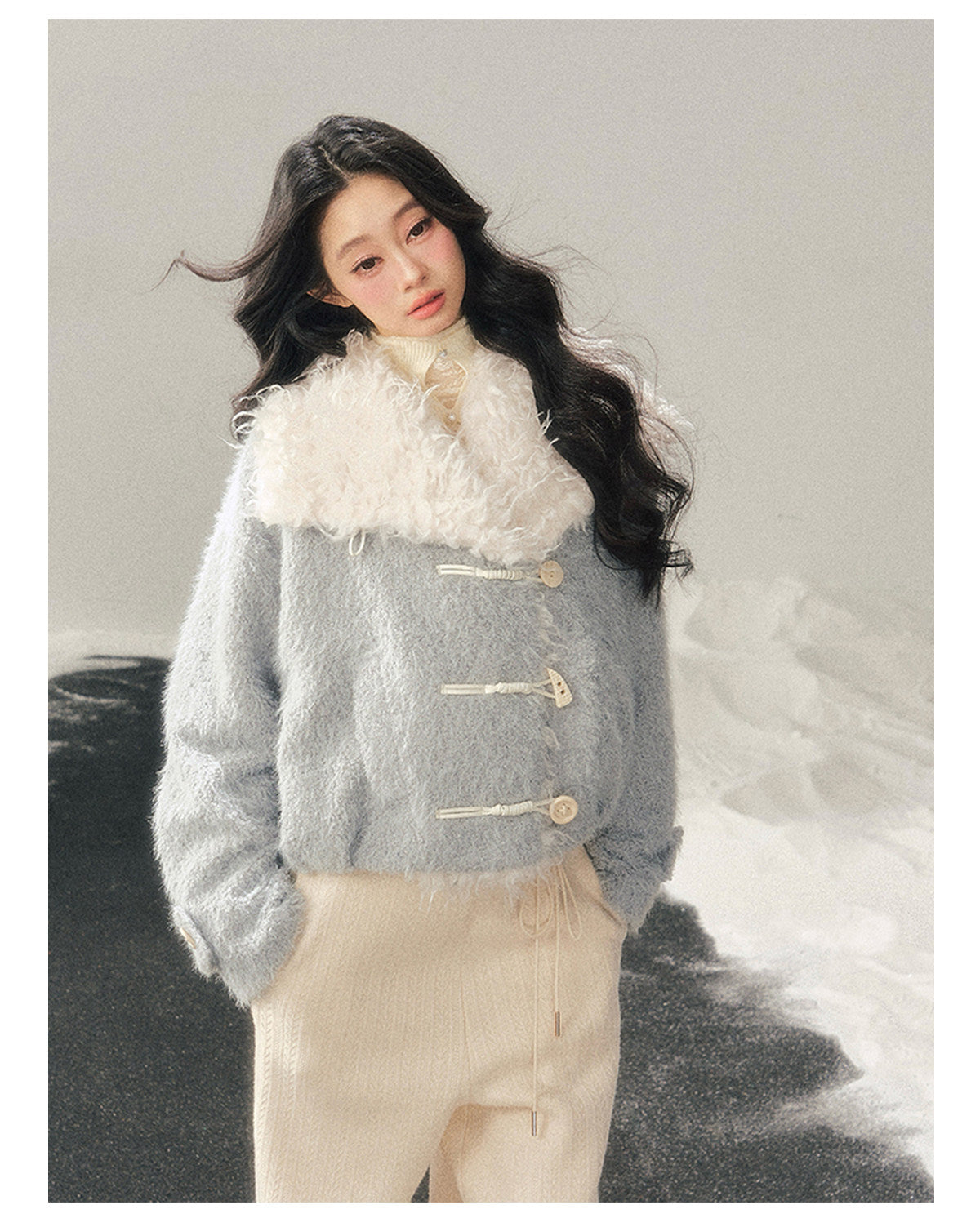 少也眼 "I Drown in Blue" Padded Winter Coat - Glacier Blue