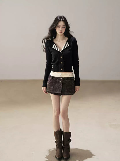 AOMALM - “The Quiet Isle” Black Cropped Ribbed Knit Top with Defined Waist