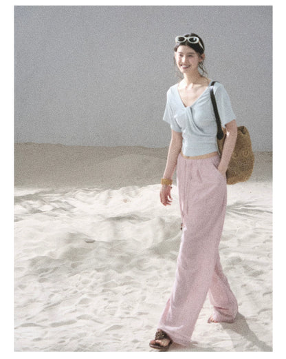 "Moonlight on Water" Twist-Front Cropped T-Shirt (Silver Mink Gray/ Mist Blue)