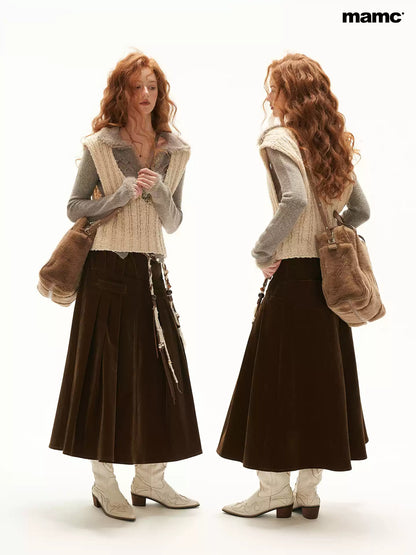 MAMC - U-Neck Textured Knit Vest - Cropped Sleeveless Sweater Top (Gray / Cream)