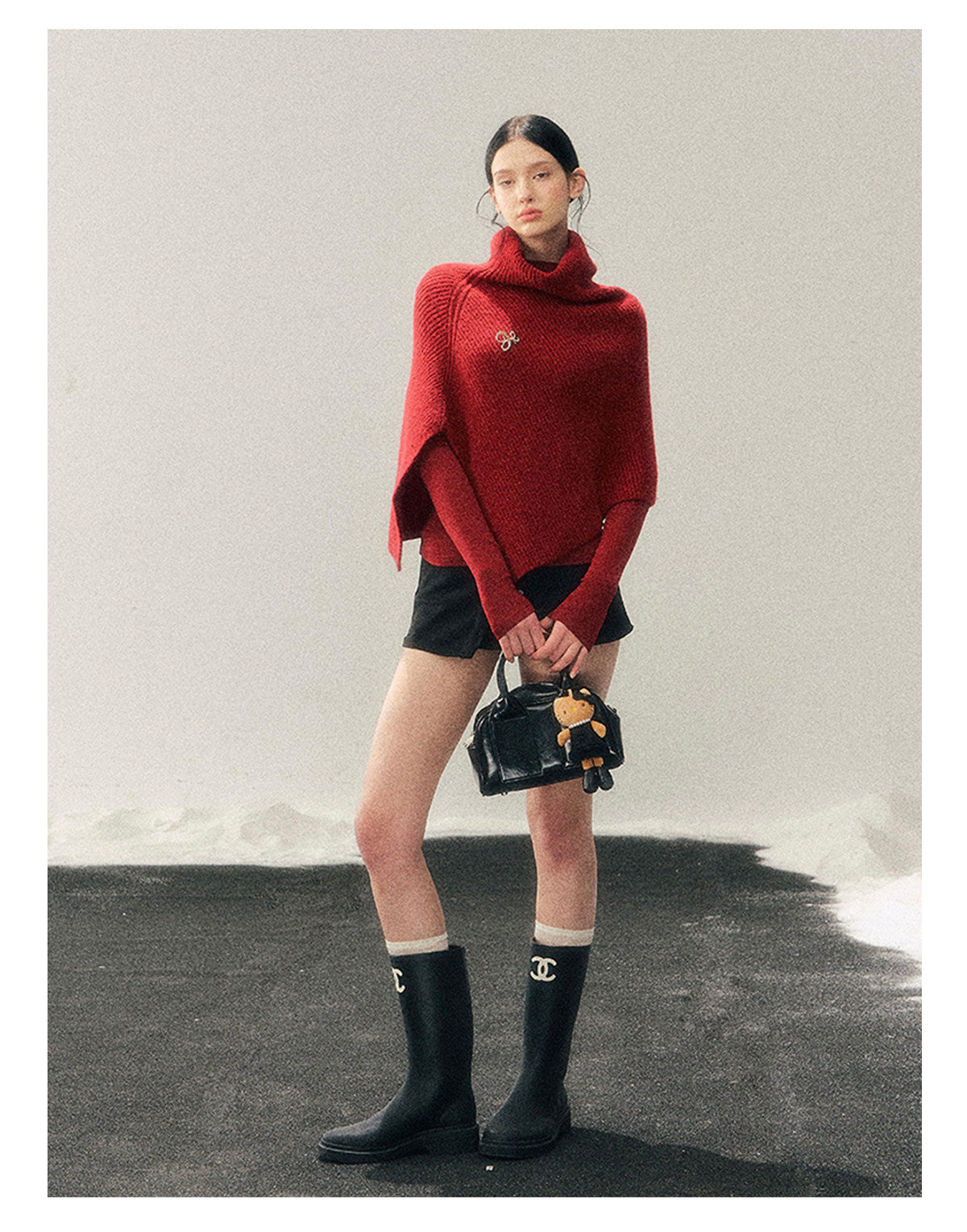 181225 "Late Autumn Ginkgo" Burgundy High-Neck Knit Cape Set