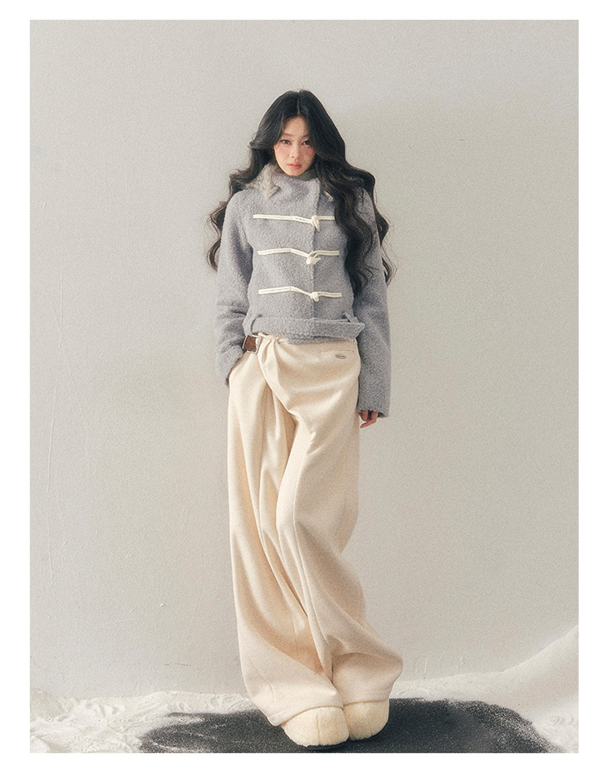 少也眼 "Silent Devotion" Quilted Fringe Wool Coat - Mist Blue