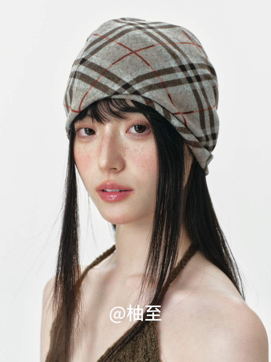 Vintage Plaid Hooded Scarf Hat – 2-in-1 Slouchy Ear-Warmer Cap
