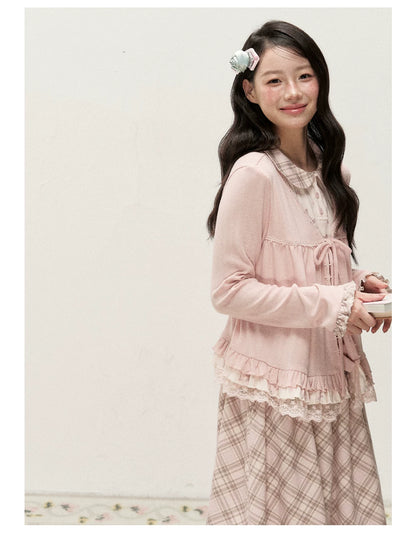 [RF] Vintage-Inspired Gingham Check Two-Piece Set with V-Neck Top and Pleated Skirt