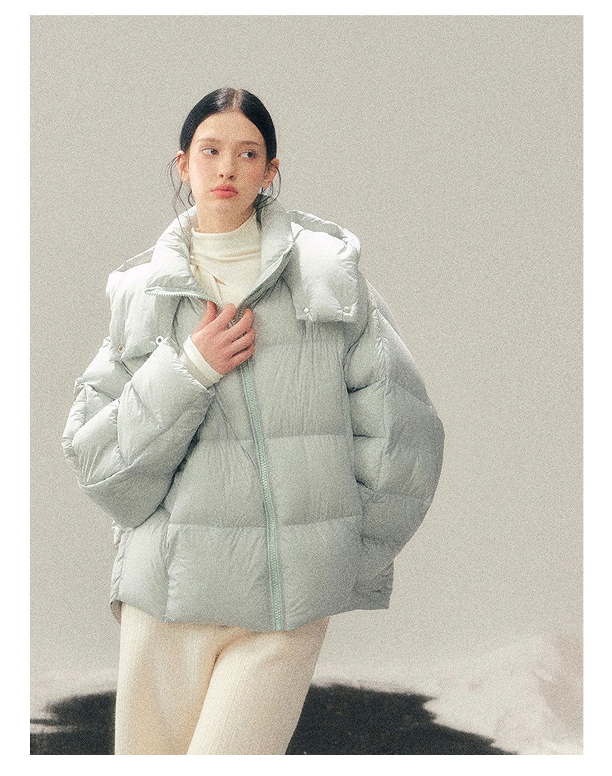 少也眼 "Thawing Snow Realm" Matte Nylon Down Puffer Jacket - Glacier Blue