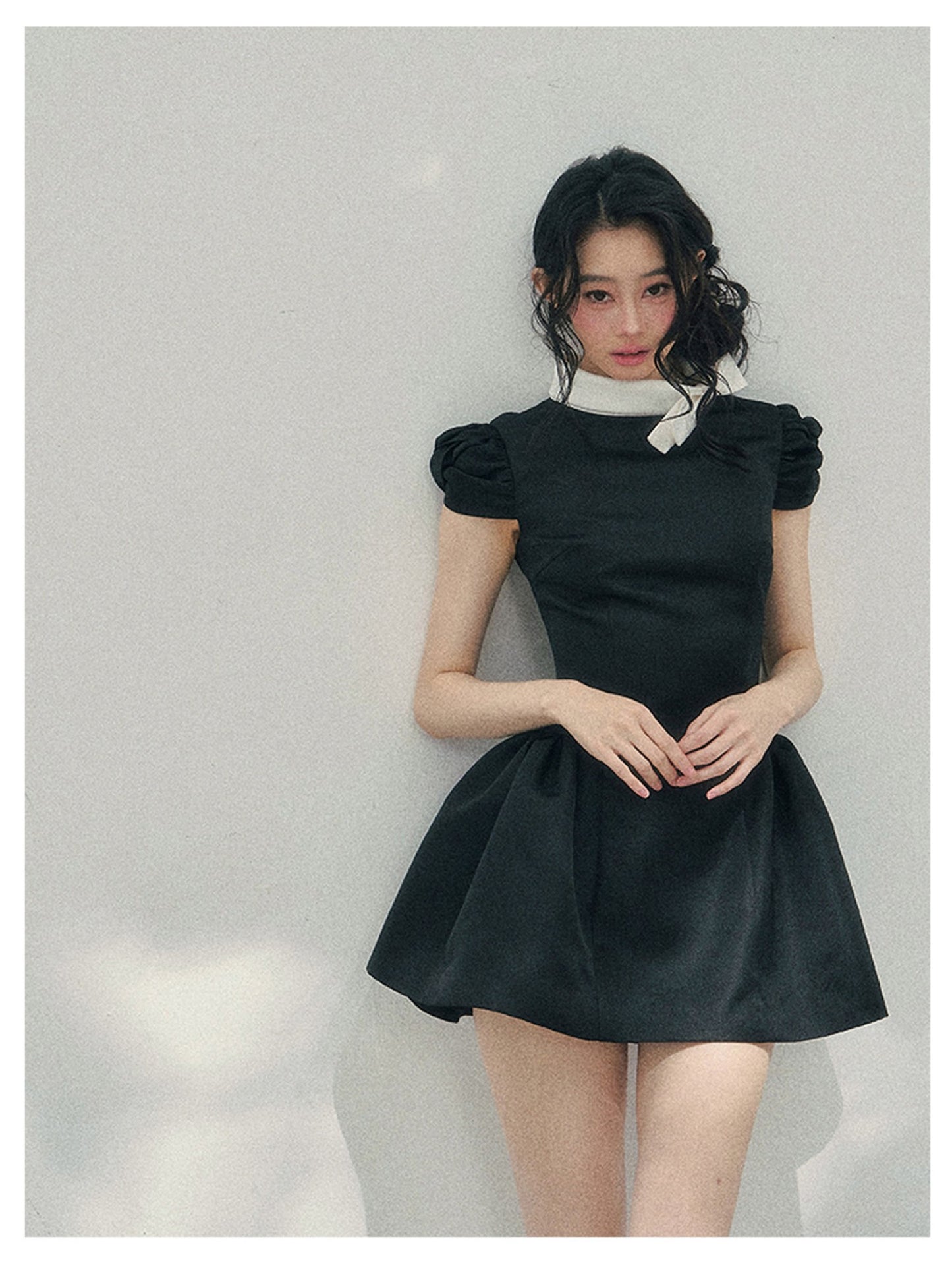 少也眼 “Satin Poise” Tranquil Black Puff Sleeve French A-Line Dress 145