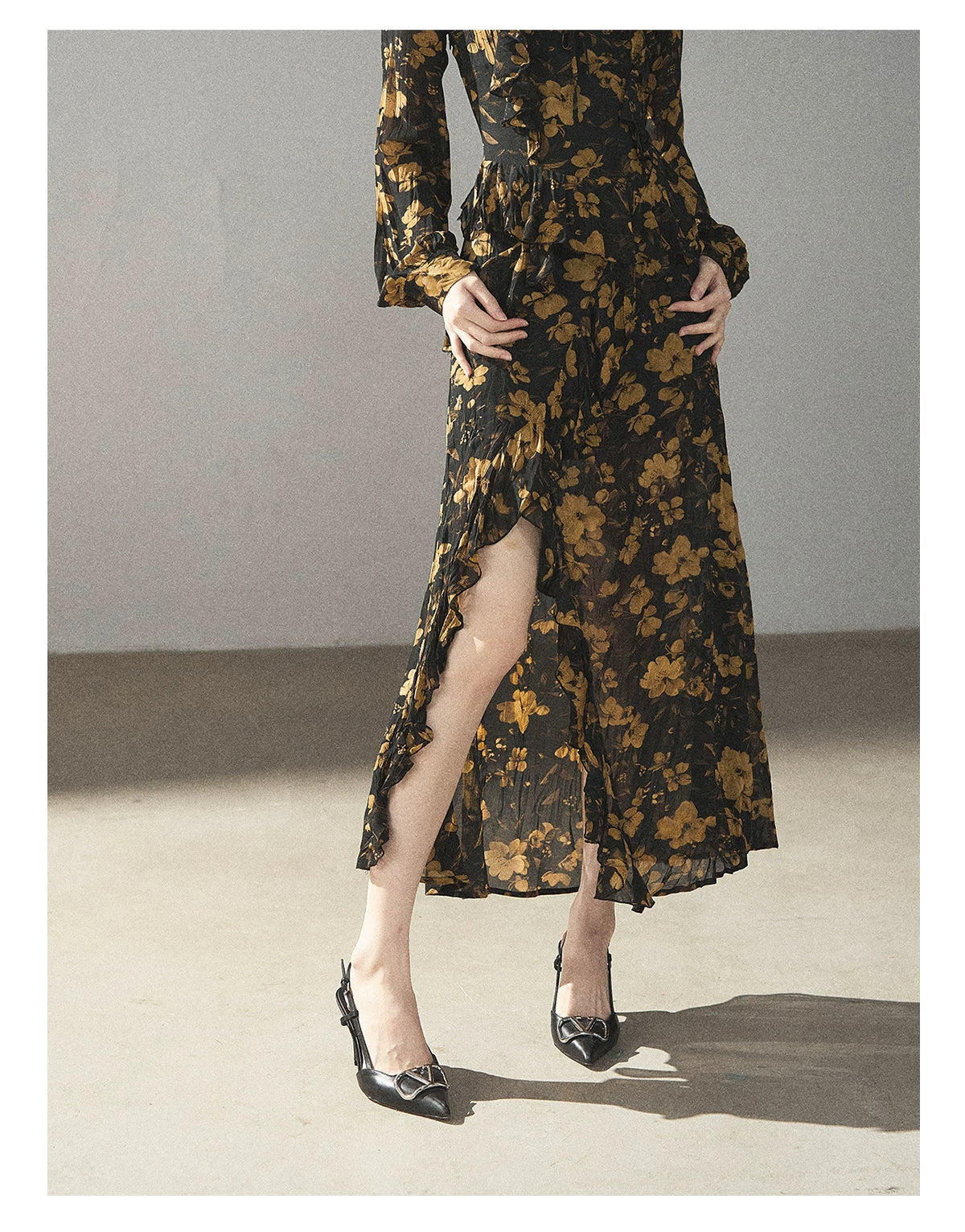 AOMALM - Black & Golden Brown Floral Ruffle Maxi Dress with High Side Slit
