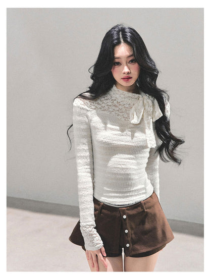 少也眼 “Monochrome Whispers" Lace Long-Sleeve Top - White