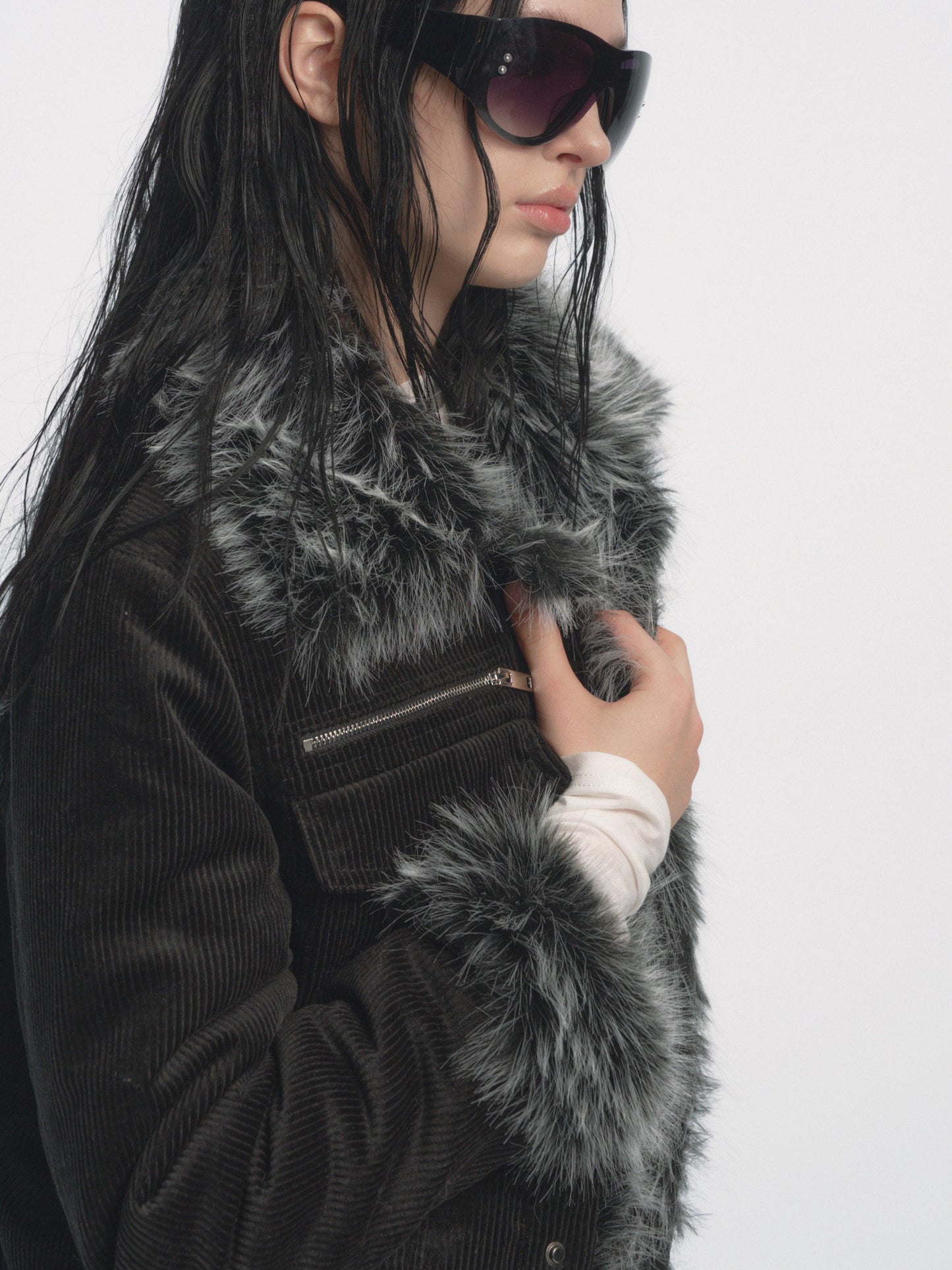 Muirgen - Black Retro Y2K Corduroy Faux Fur Cropped Jacket