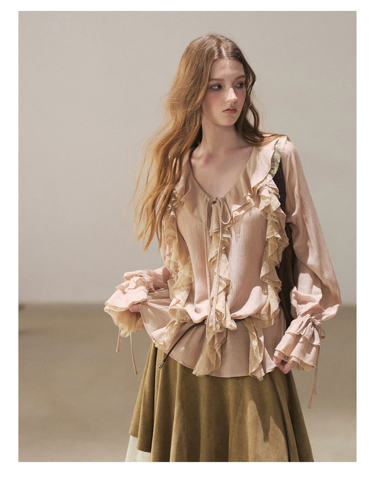 AOMALM - "A Featherlight Touch" French Camellia White Lace Chiffon Top with Belt (Camellia / Oatmeal / Cinnamon Pink)