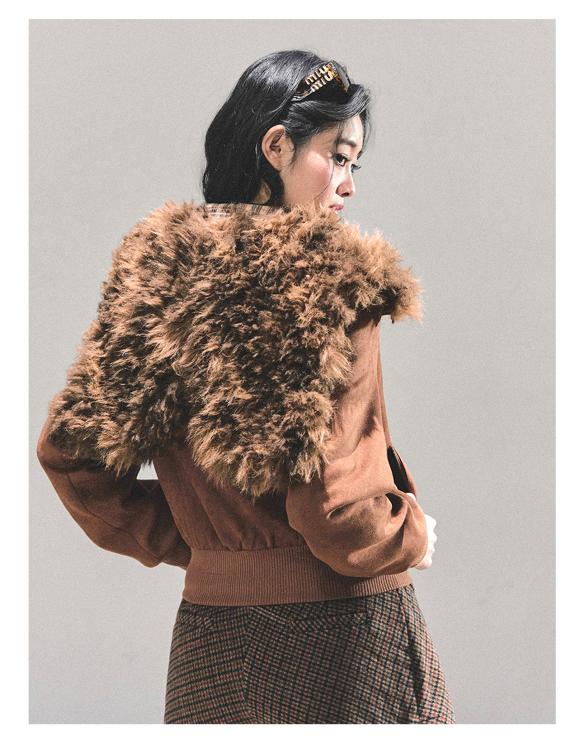 少也眼 “Drifting Dusk” Faux Fur-Collar Winter Jacket 6556565