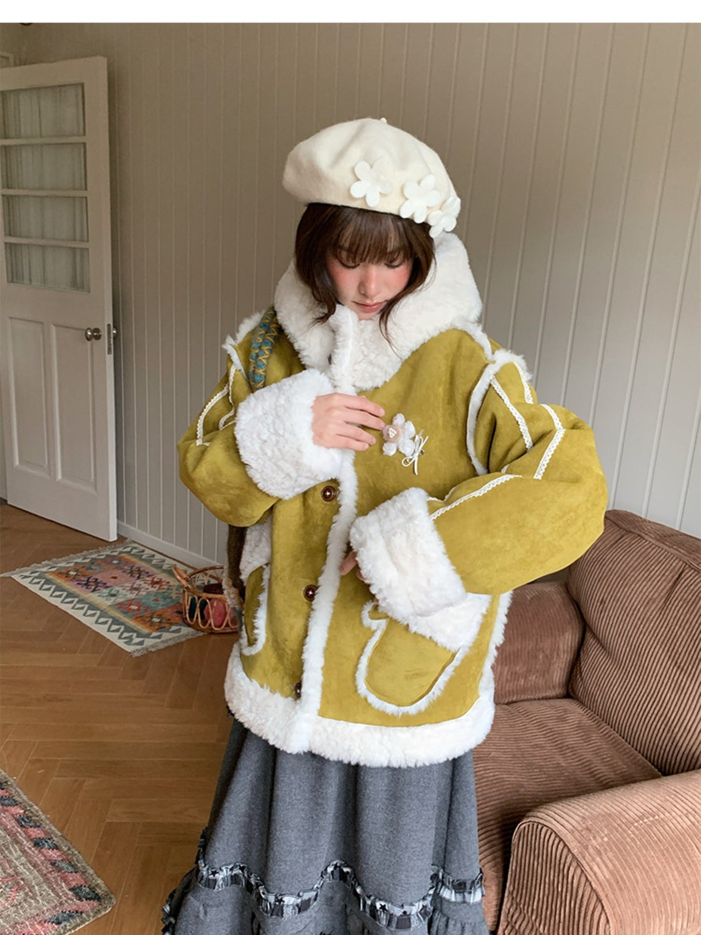 阮阮自制 - Tea Field Olive Green Shearling Jacket