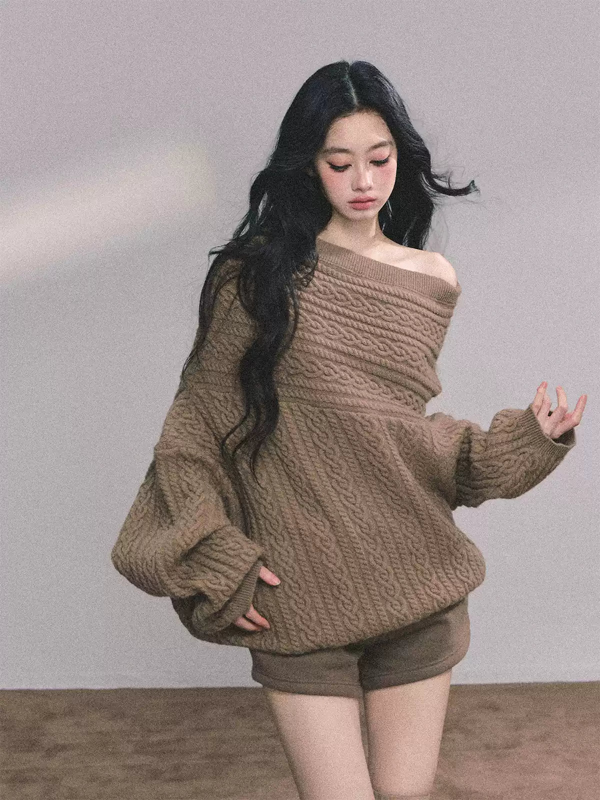 少也眼 Korean-Style Loose Fit Cable Knit Sweater